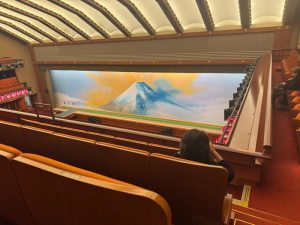 三等席で気軽に体験