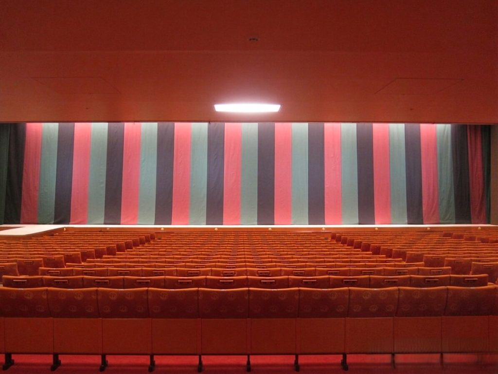 歌舞伎座1階後方前列からの見え方